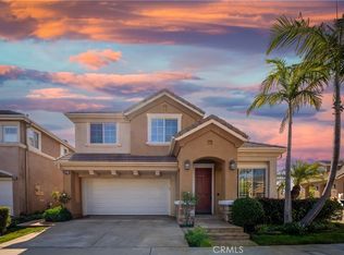 712 Sandglass Dr, Huntington Beach, CA 92648