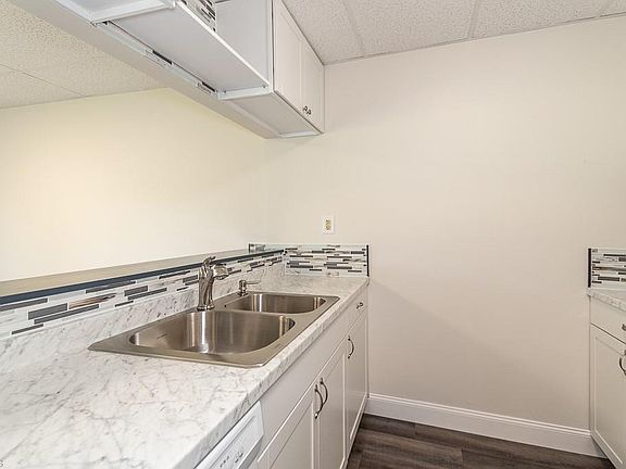 4th image of 38365 North Ln APT G210
