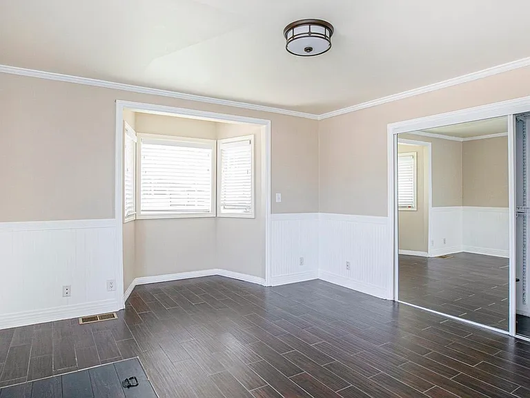 11029 Eldora Ave — Photo 52