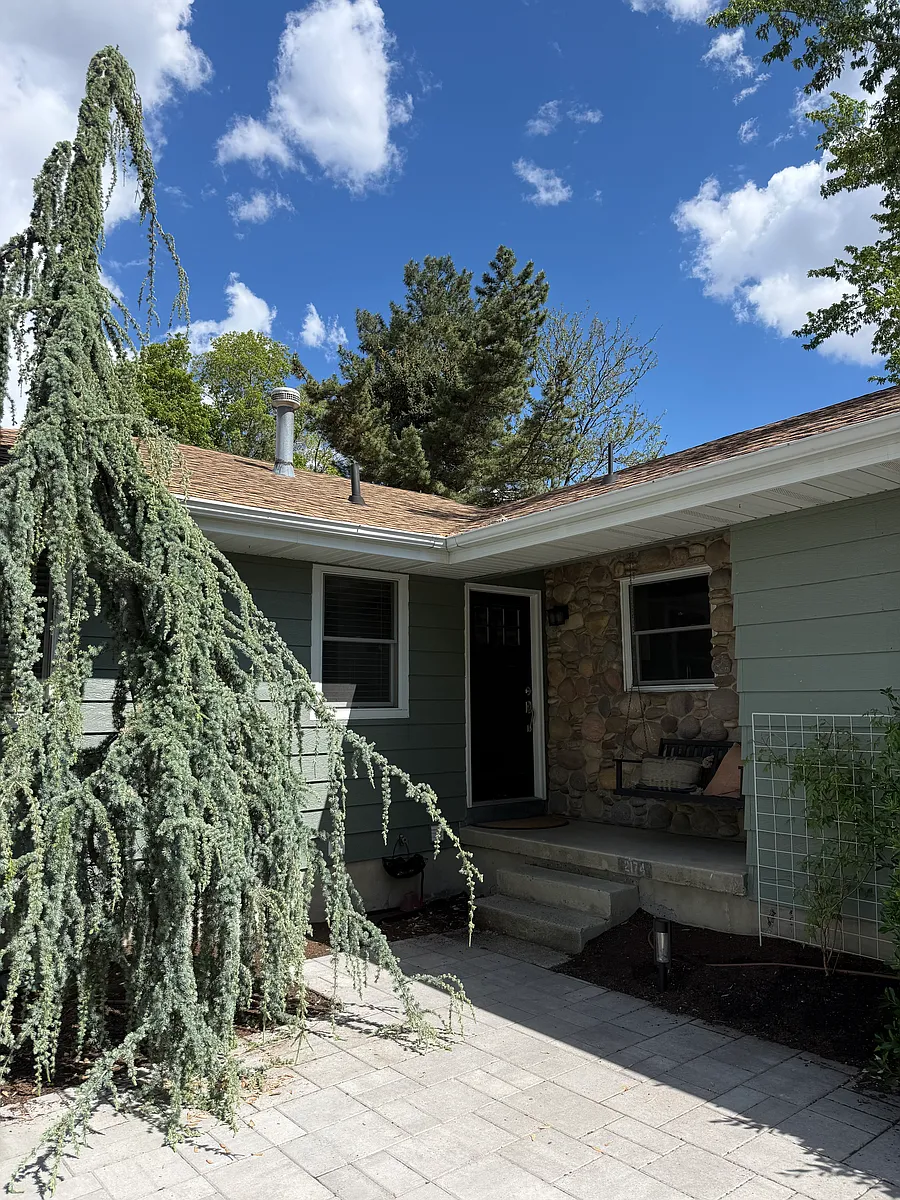 Building Photo - 2174 E Thistlewood Way #1