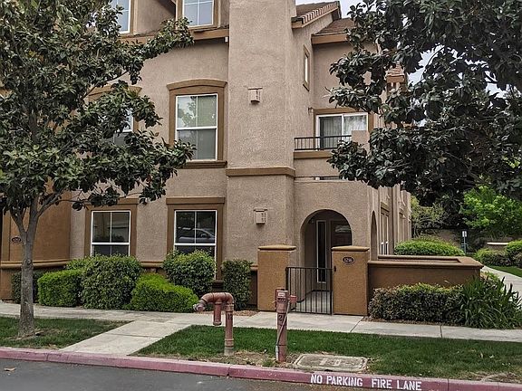 2nd image of 5350 Dunlay Dr Unit 1216