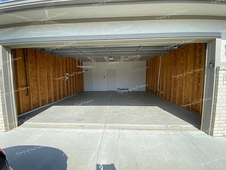 8145 E 34th Ct S — Photo 11