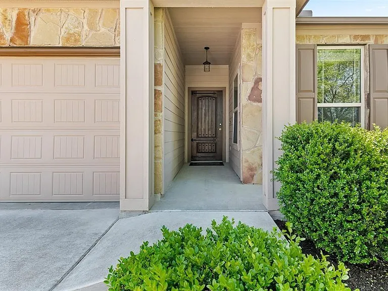10429 Crescendo Ln — Photo 2