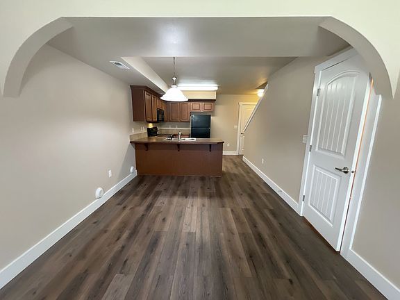 4th image of 9912 W Rosecroft Ct #103