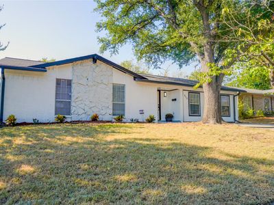 313 Boulder Ct, Burleson, TX, 76028