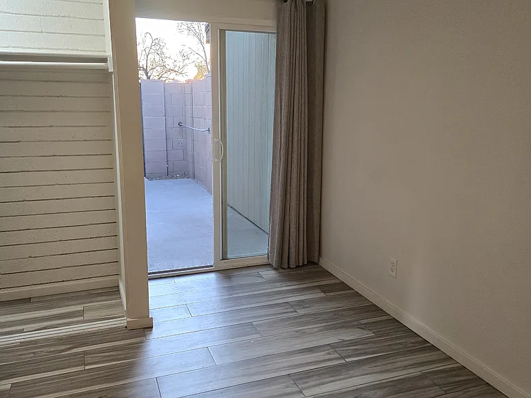 1622 E Campbell Ave E #F — Photo 7