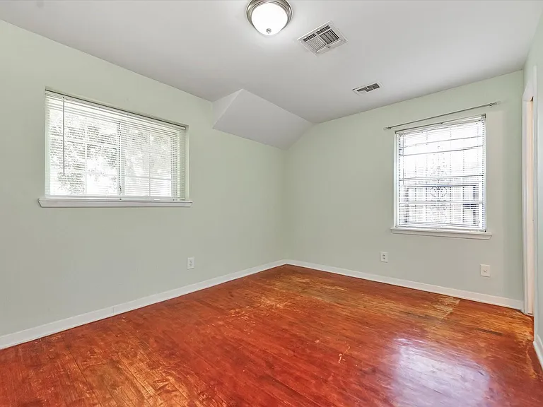 7119 Bellaire Blvd — Photo 23