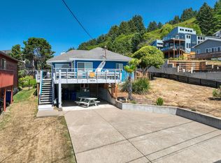 1925 NE 69th St, Lincoln City, OR