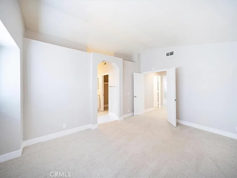 24687 New Haven Dr — Photo 34