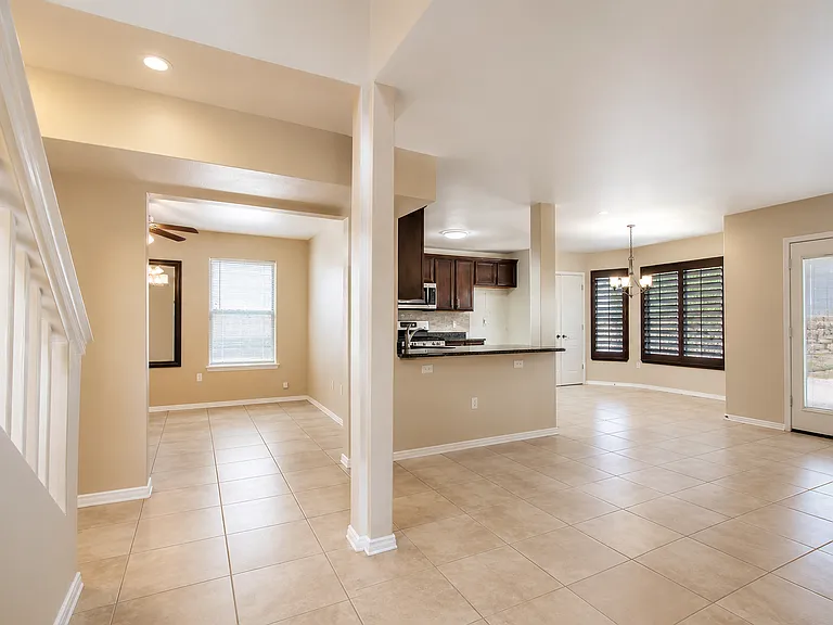 3236 Bell Point Dr — Photo 2