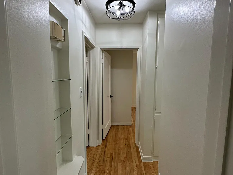 3249 Rowena Ave #4 — Photo 15