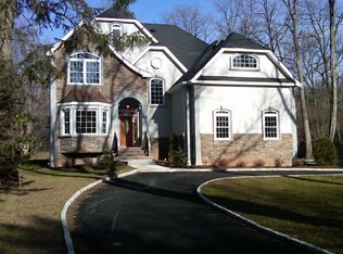 861 Raritan Rd, Scotch Plains, NJ 07076