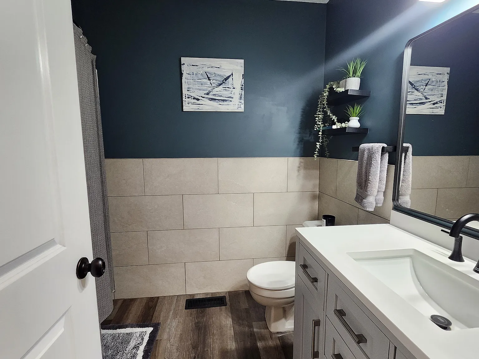 2 bed, 1.5 bath, 1122 sqft, $2,125 — Photo 2