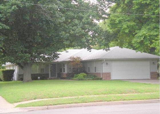 1st image of 808 N 14th St