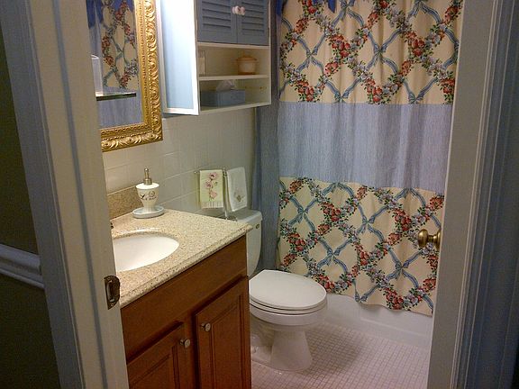 Newly remodeled bath