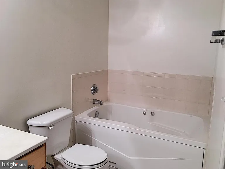 3830 9th St N #103W — Photo 14
