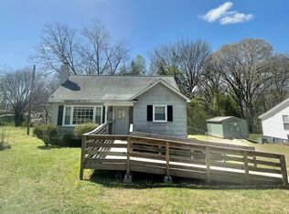 709 8th St, Gaffney, SC 29340