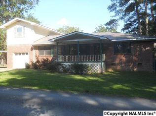 609 Delilah St, Gadsden, AL 35901
