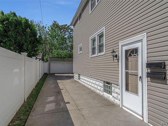 2nd image of 655 Lisbon Ave