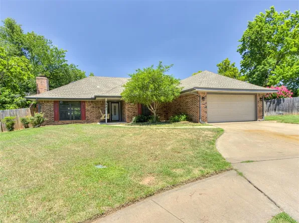 3921 Stone Well Ct, Norman, OK 73072