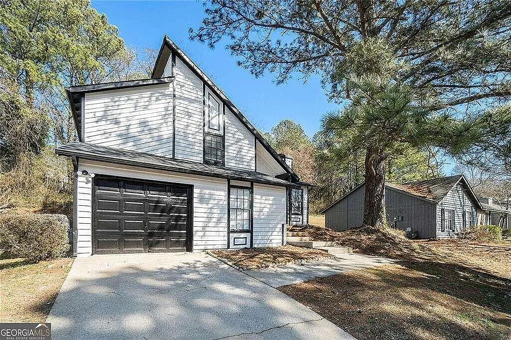 815 Durham Xing — Photo 1