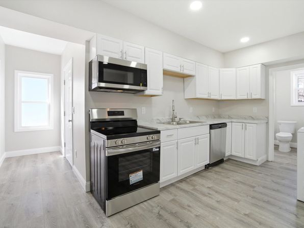 254 Auburn St Floor 1