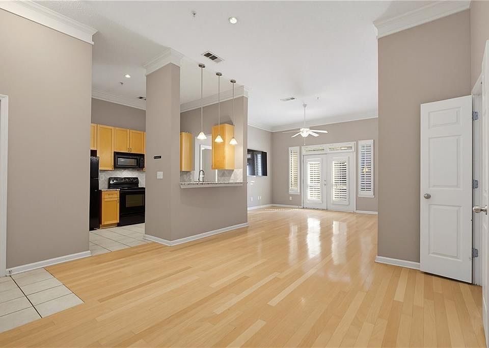 1st image of 401 16th St NW Unit 1177