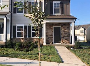 33 Rambler Ln, Morrisville, NC 27560