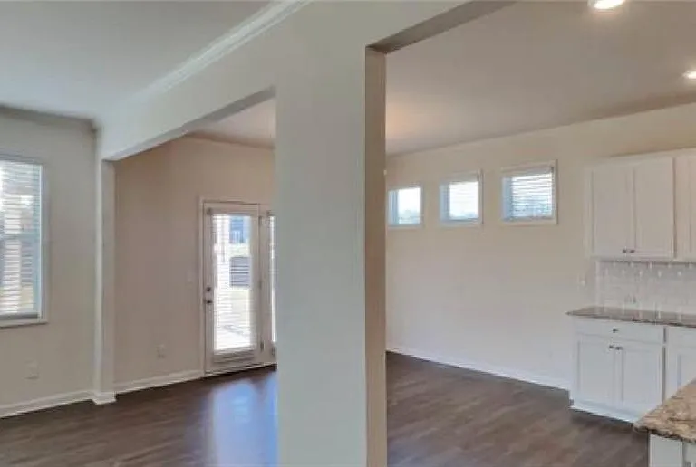 4610 Bramblett Grove Pl — Photo 4
