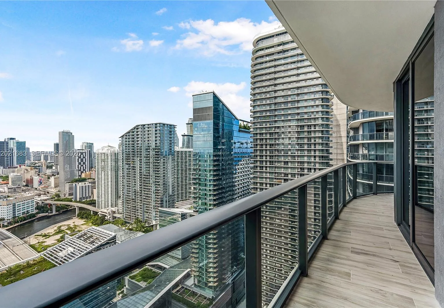 Brickell Heights West Con — Photo 2