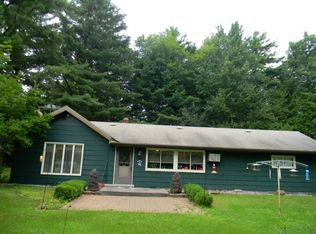 N7296 Shaffer Rd, Crivitz, WI 54114
