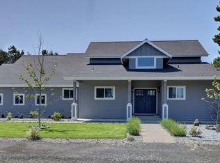 229 25th St NW, Long Beach, WA