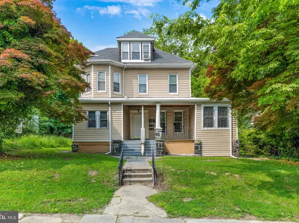 2218 Roslyn Ave, Baltimore, MD 21216