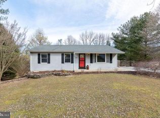 282 Rawhide Dr, Westminster, MD 21157