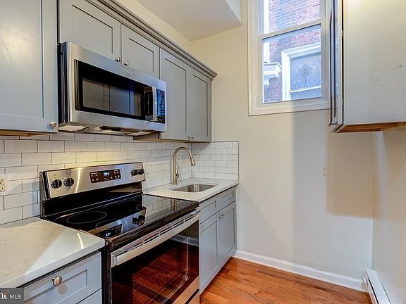 5th image of 4924 Chestnut St APT 1