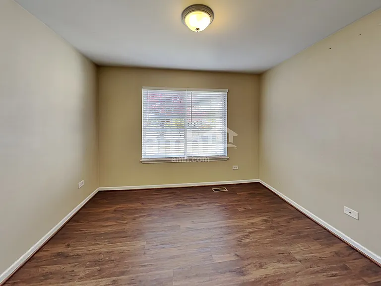 2462 Mayfield Ct — Photo 13