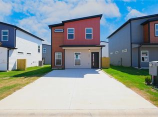 881 Boardwalk Ave, Centerton, AR 72719