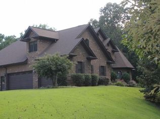 2132 Meadowood Cv, Monroe, GA 30655