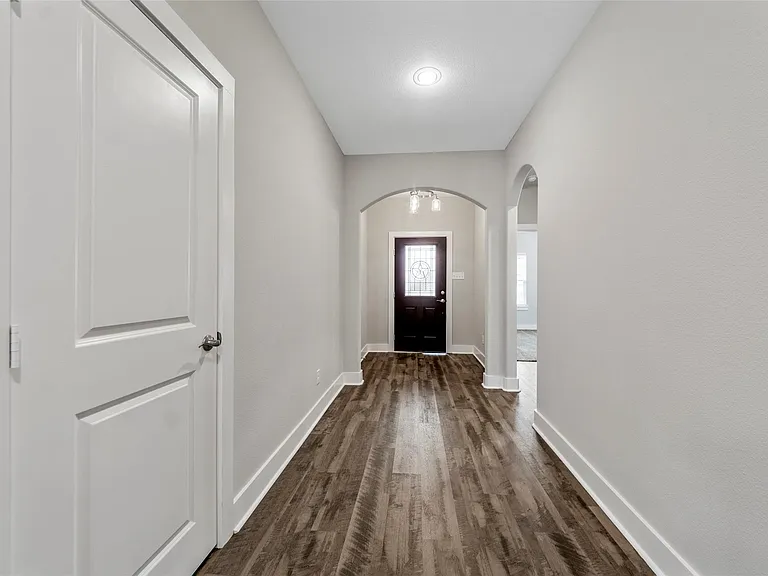 505 Ellis Place Dr — Photo 25
