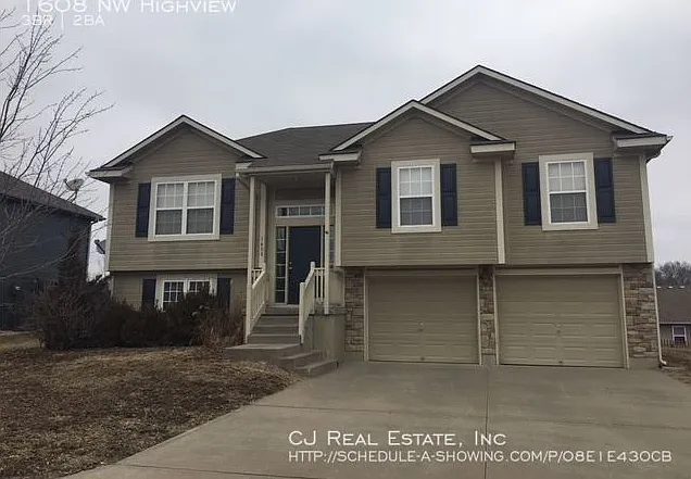 1608 NW High View Dr