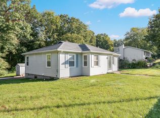 879 4 Mile Rd NE, Grand Rapids, MI 49525