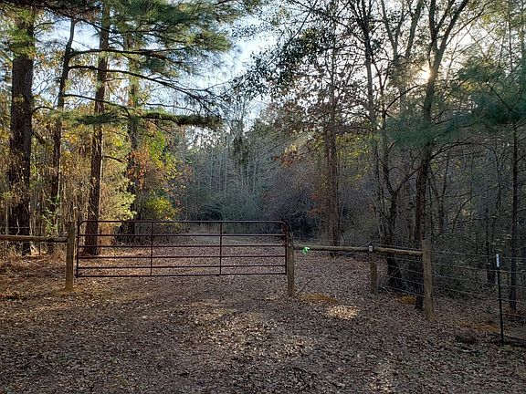 4th image of 409 Texas Ave