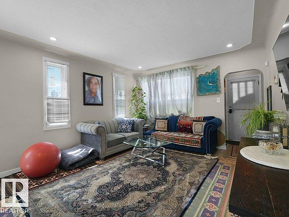 5th image of 10857 97th St NW