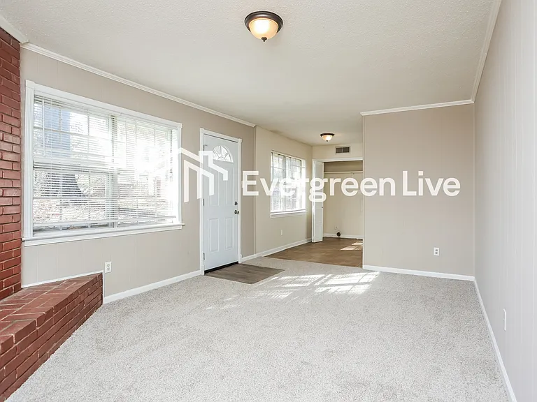 4265 Hillgate Cv — Photo 14
