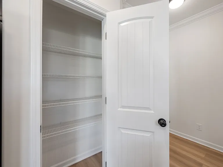Kitchen pantry