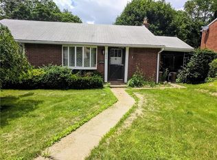 220 Dennison Dr, West Mifflin, PA