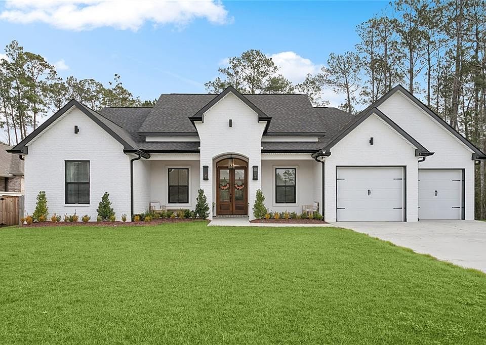 1st image of 420 Belle Pointe Dr