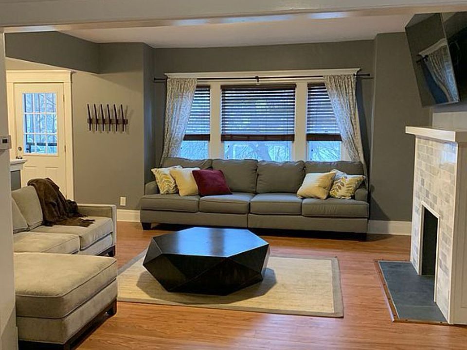 1st image of 55 Lisbon Ave Floor 2