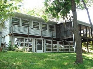 1324 Jack Oak Rd, Cassville, WI 53806