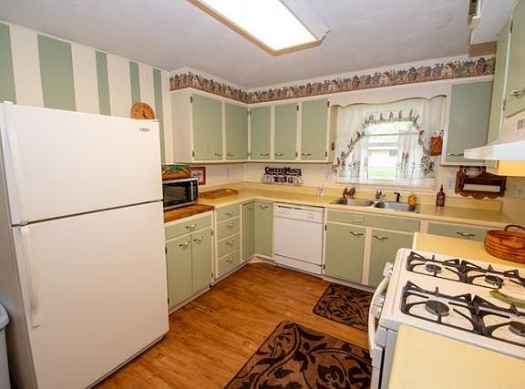 4th image of 56750 Moyer Ln